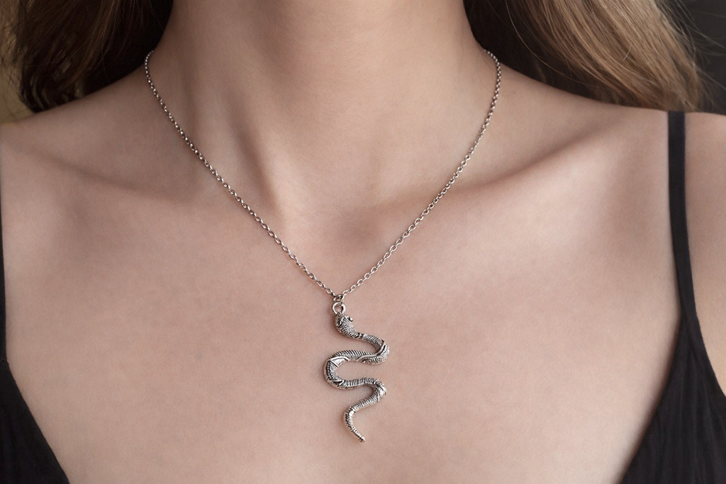 Ourums Snake Pendant Necklace 